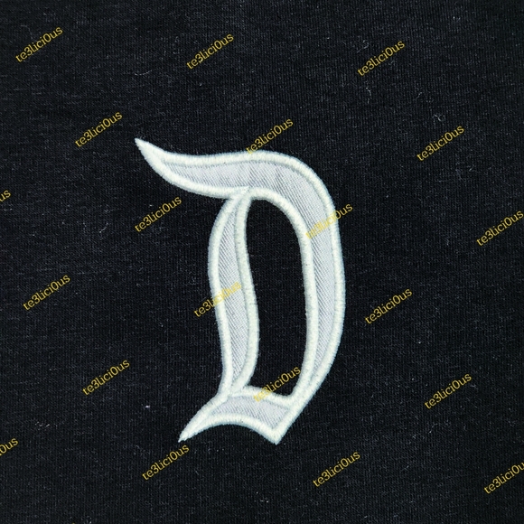 DISNEYLAND VINTAGE AUTHENTIC ORIGINAL ZIPPED UP BLACK HOODIE - Picture 4 of 4